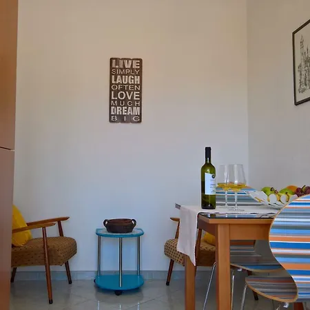 Just 4 You Apartment